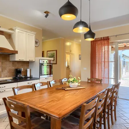 Villa Rustic Stancija Martina With Pool In *